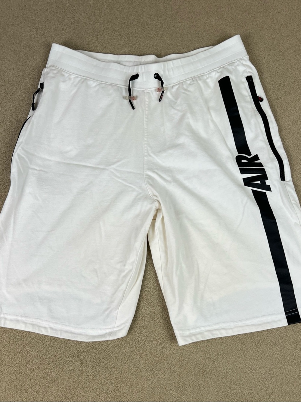 2016 Nike Air Pivot Shorts, Zipper Pockets. 100% Cotton. Men's Sz XL. 728275-100